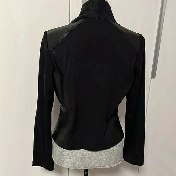 Drape Front Faux Leather Open Jacket Pockets, Size M - Picture 5 of 13